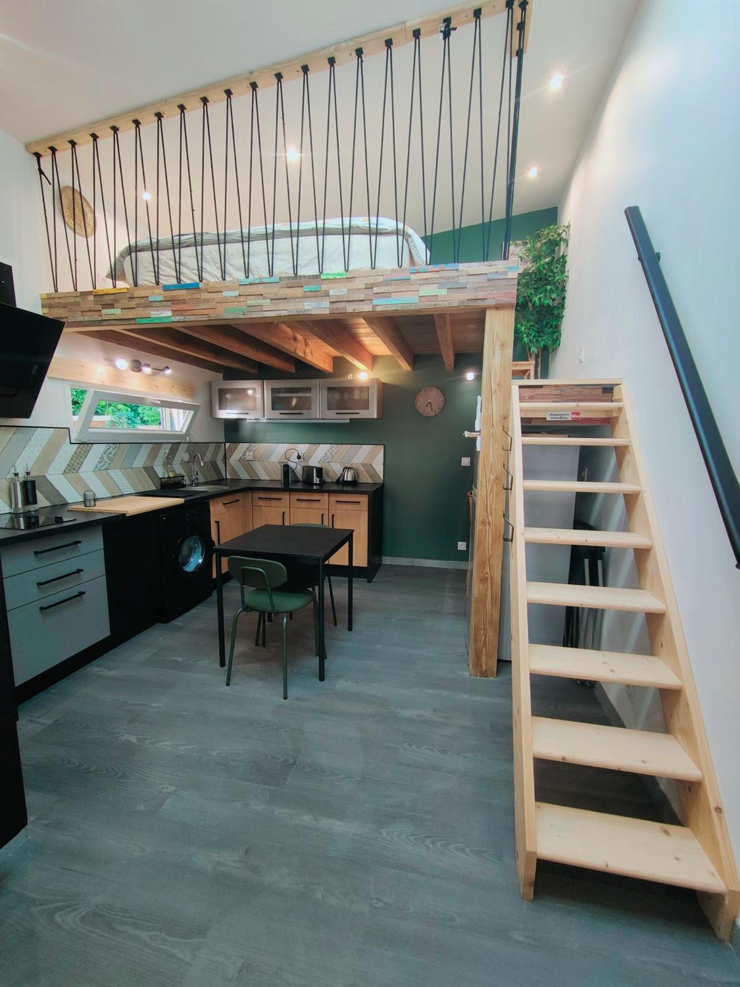 فيلا Tiny House Avec Jardin Et Acces Piscine Chauffee سان ميدارد-أون-جال المظهر الخارجي الصورة